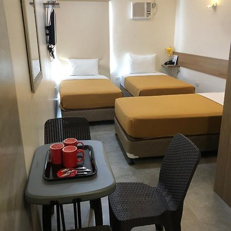 18 Suites Cebu Exteriör bild