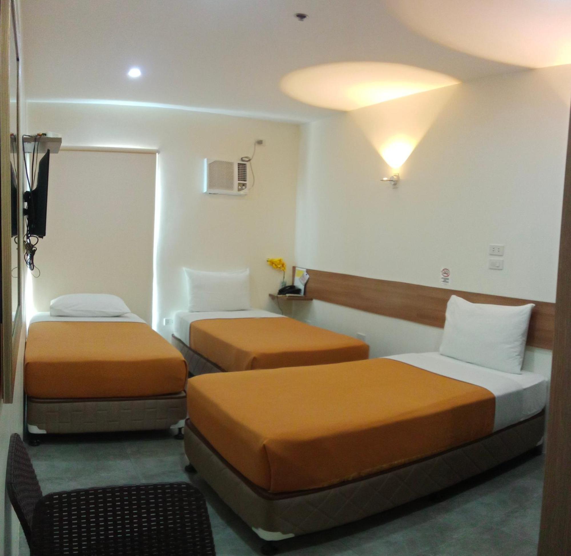 18 Suites Cebu Exteriör bild