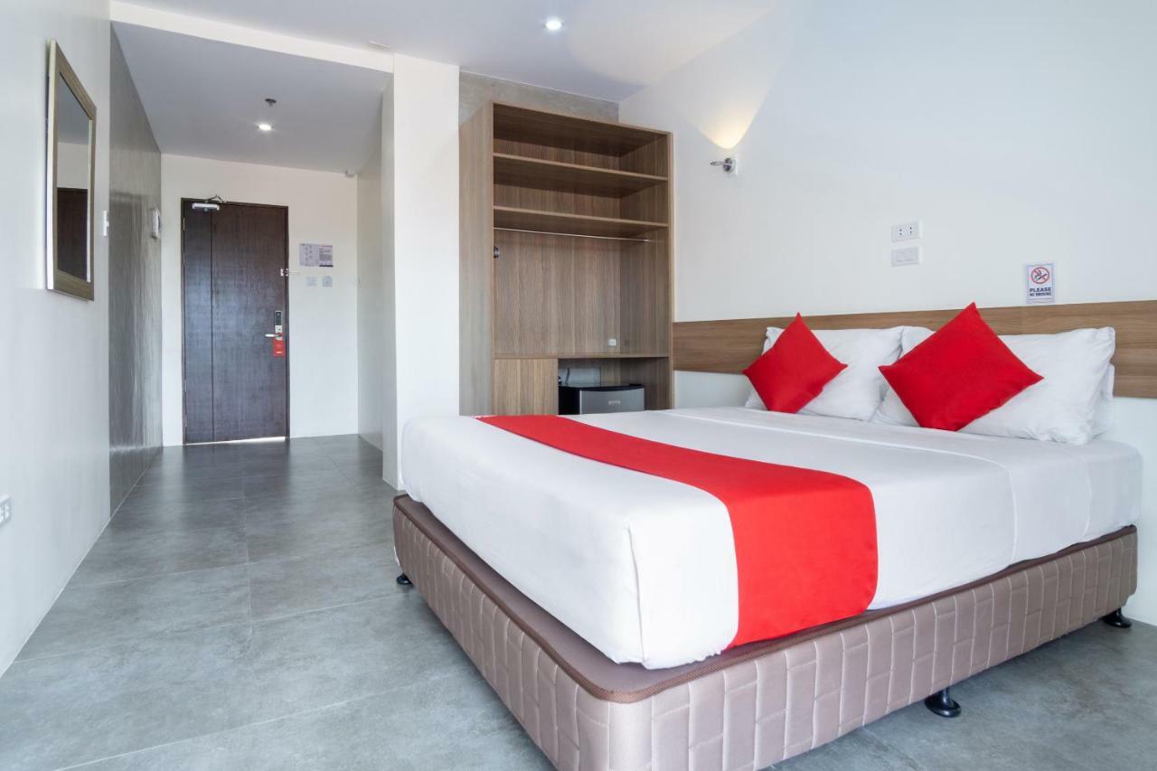 18 Suites Cebu Exteriör bild