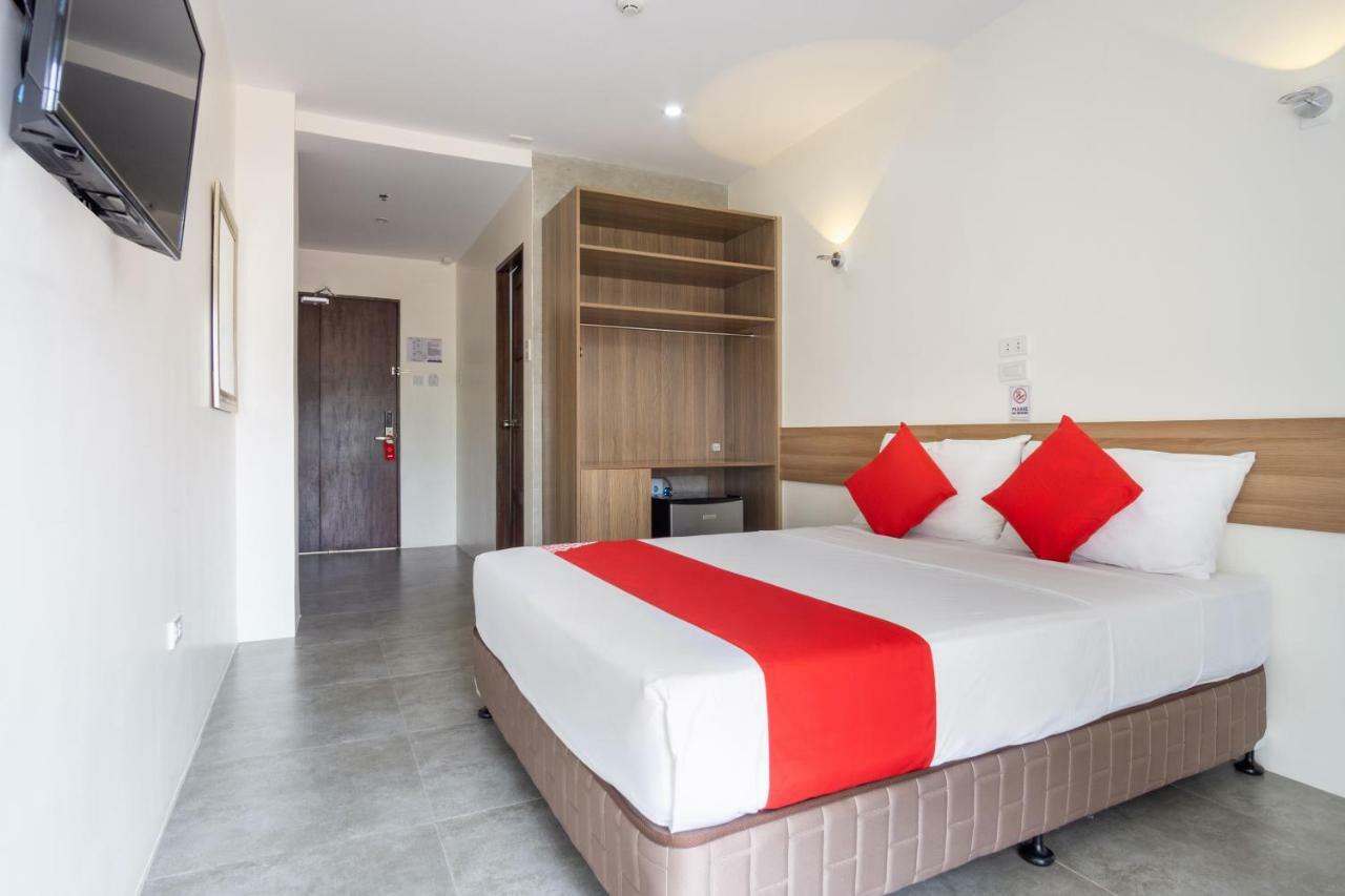 18 Suites Cebu Exteriör bild